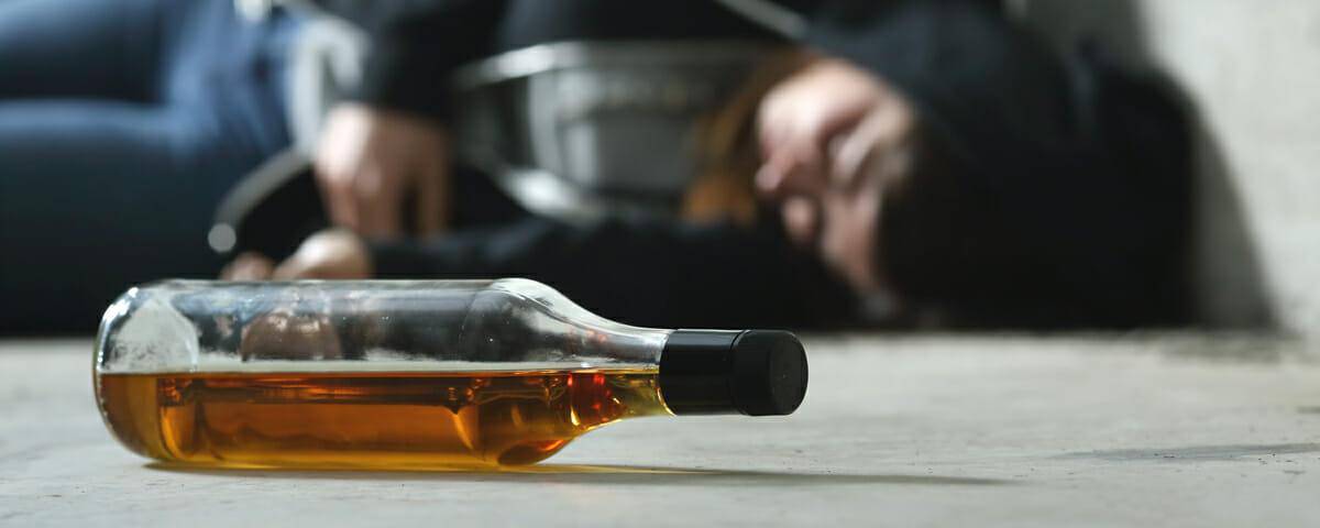 Лечение алкоголизма в реабилитационном центре: преимущества