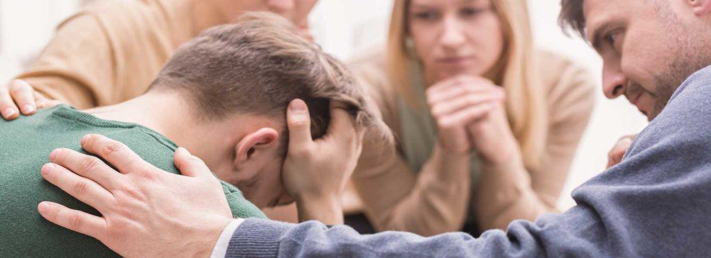 Что делать, если зависимый отказывается от лечения